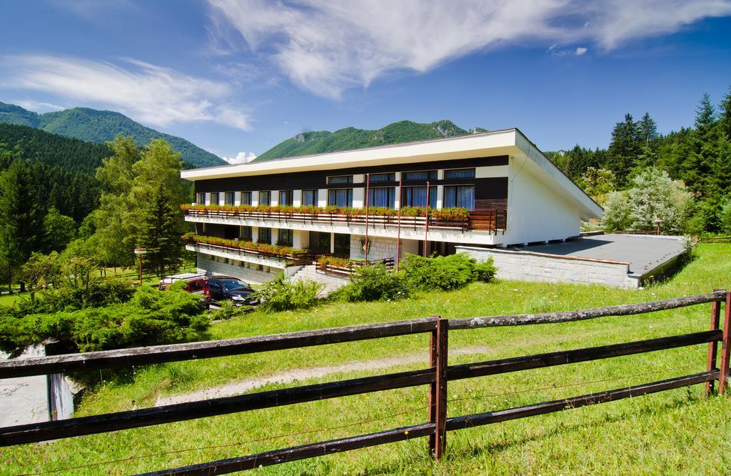 Dom Horskej Sluzby Hostel Terchová Exterior foto
